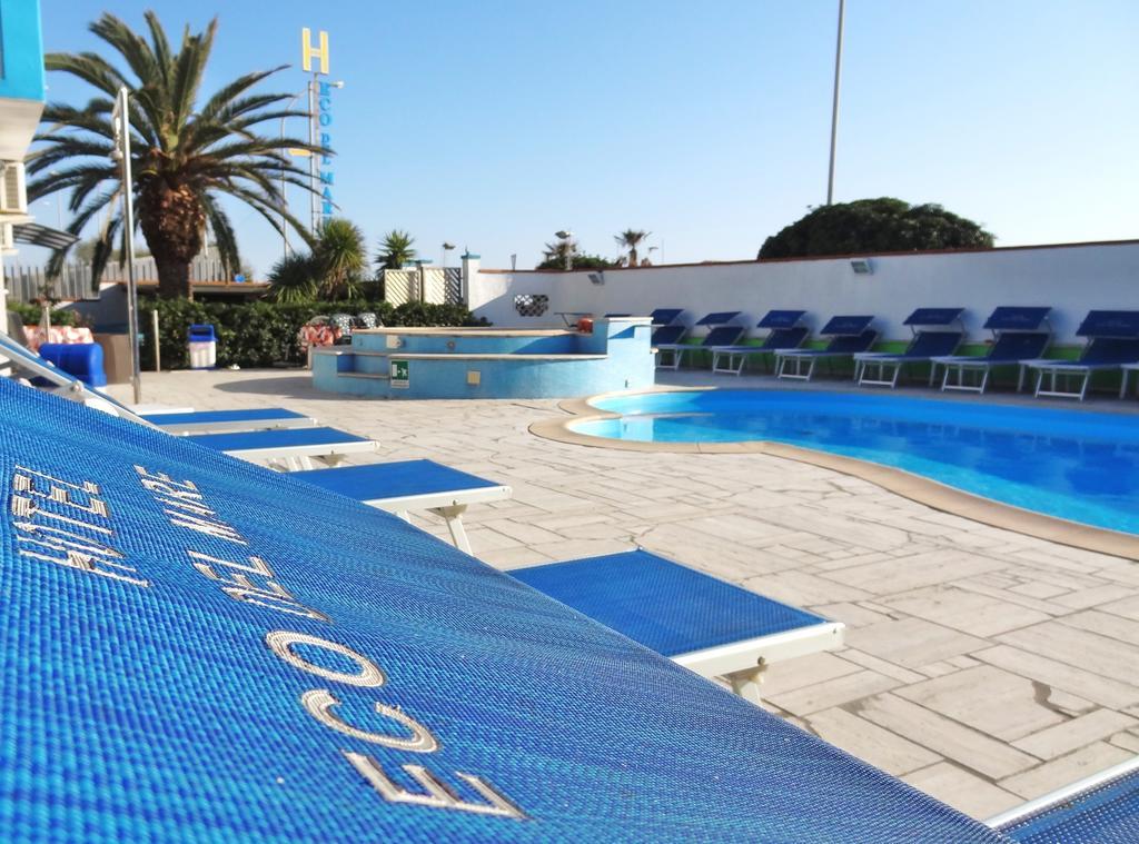 Hotel Eco Del Mare Марина-ді-Масса Екстер'єр фото