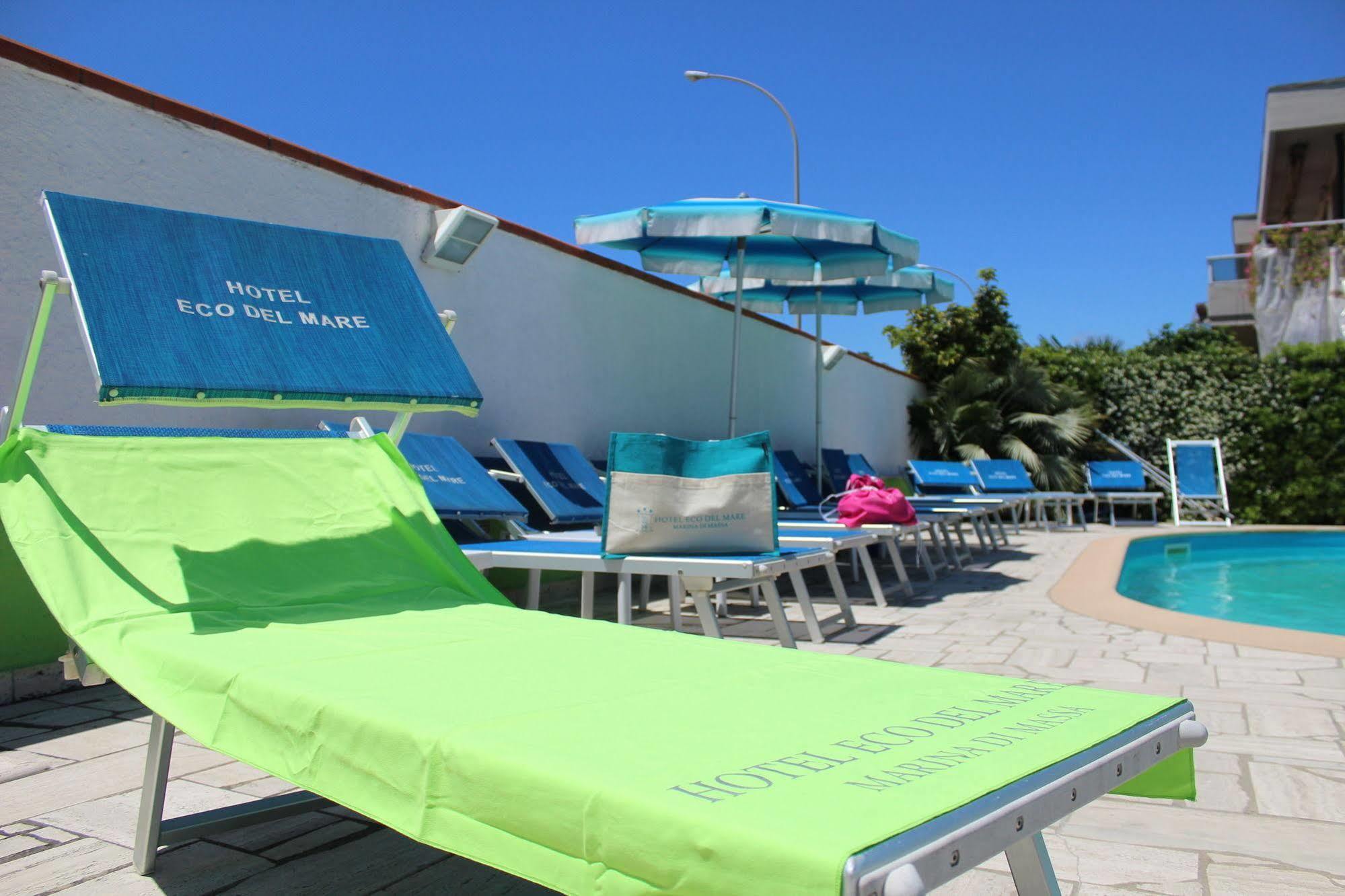 Hotel Eco Del Mare Марина-ді-Масса Екстер'єр фото